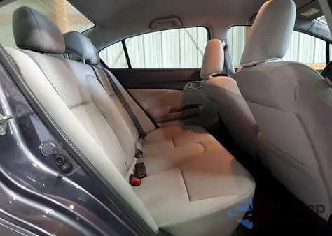 2014 Honda Civic Lx z USA, uszkodzony, nr VIN 19XFB2F57EE038200